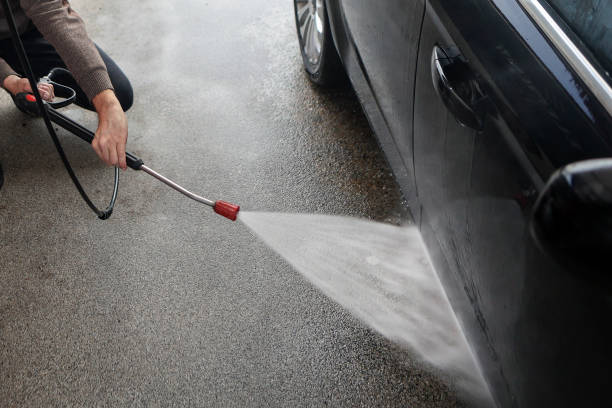 Best Deck Pressure Washing  in Lake Mills, WI